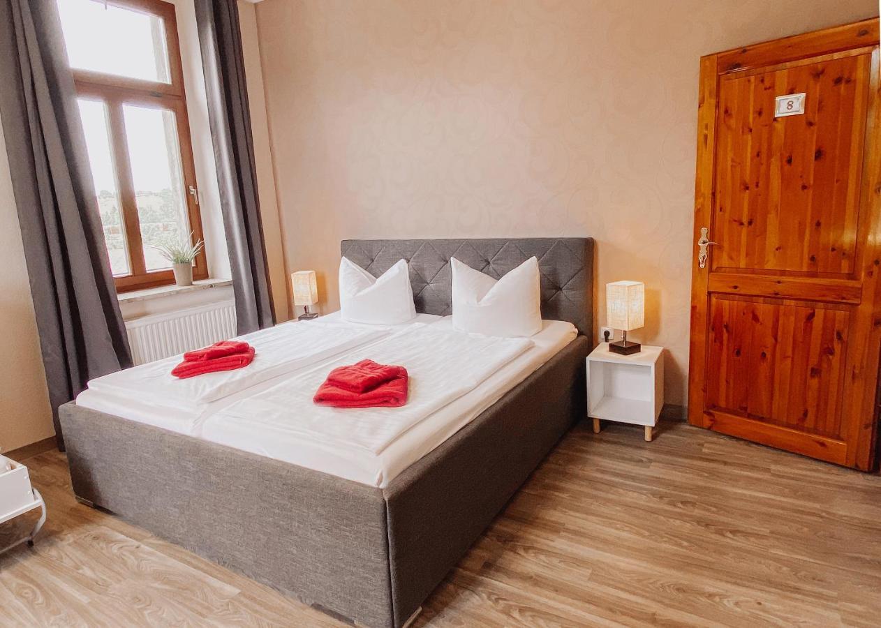 Hotel Am Rittergut Франкенберг Экстерьер фото